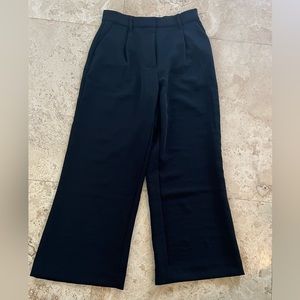 Abercrombie and Fitch black slacks 6s